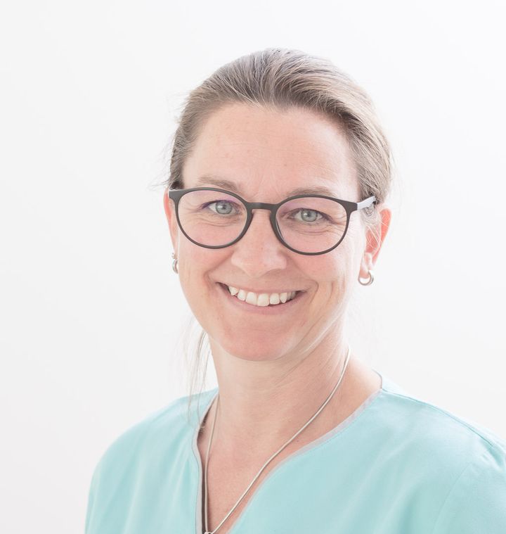 Porträt von Bettina Stöckl, Ordinationsassistentin und Shiatsu-Praktikerin
